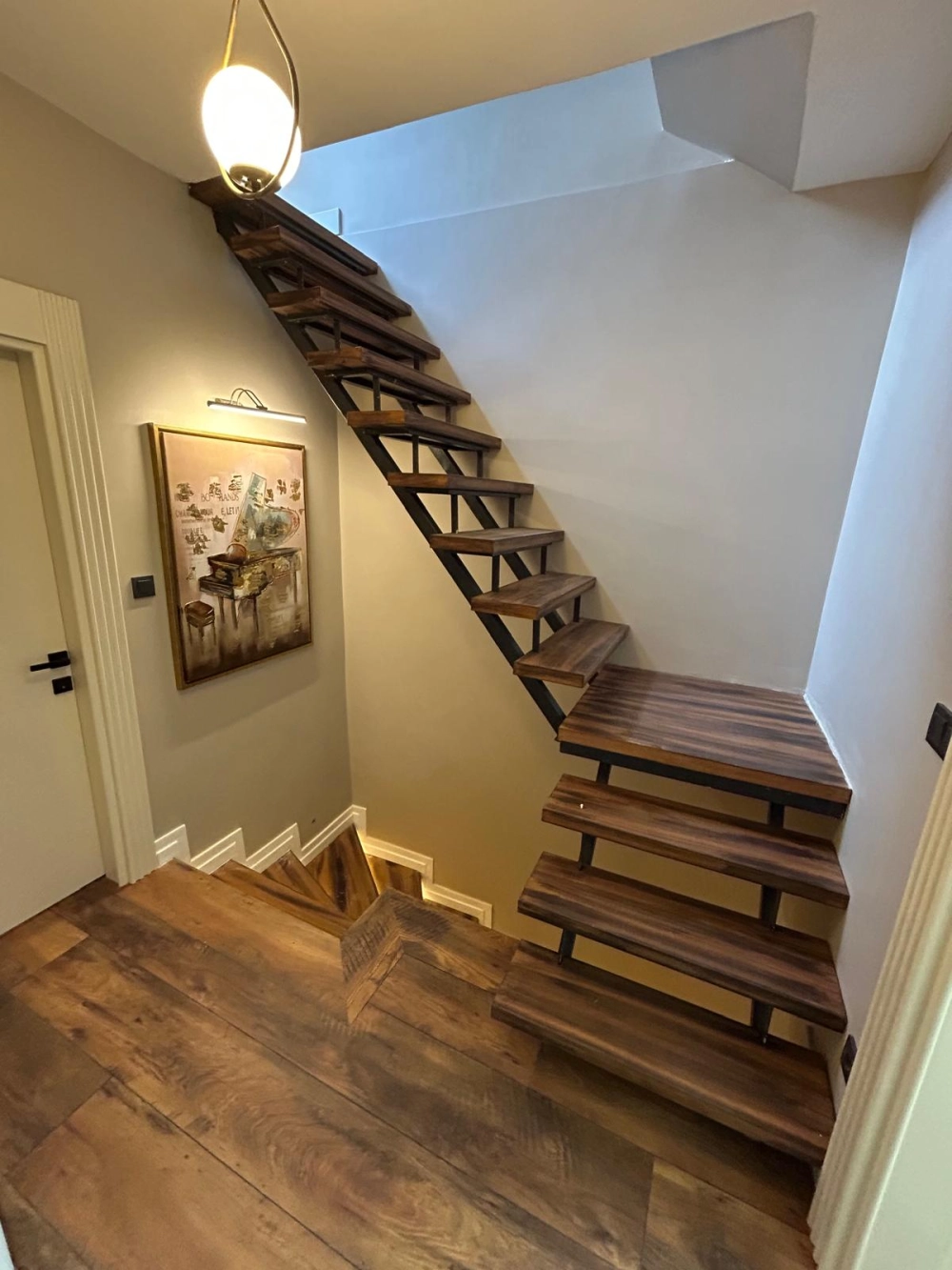 demir merdiven ahşap kaplama resim 2